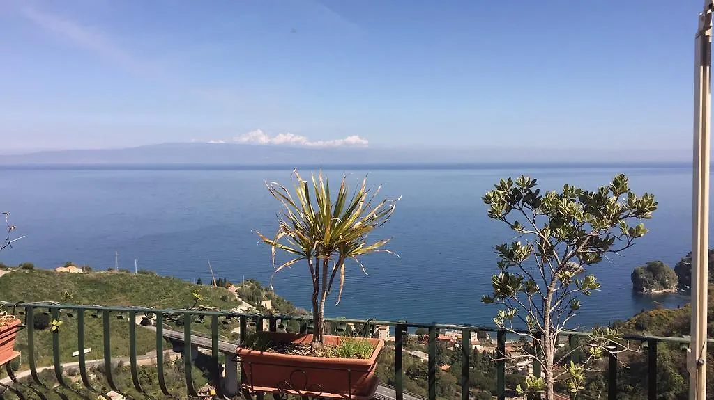 Bed and Breakfast B&B La Terrazza Sul Mare Ταορμίνα