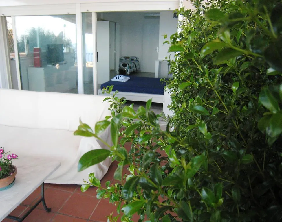 B&B La Terrazza Sul Mare Taormine Couette-café