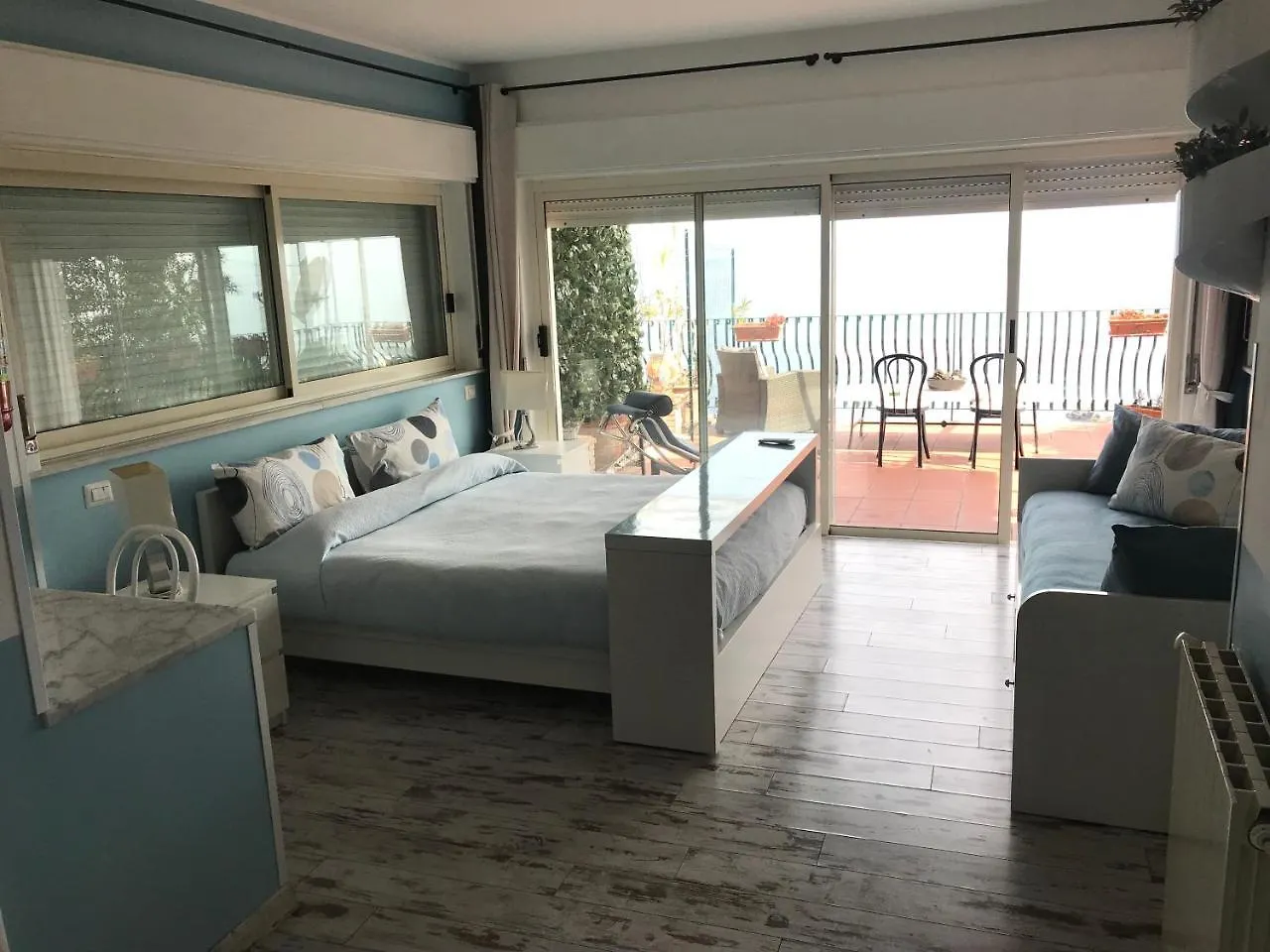 *** Couette-café B&B La Terrazza Sul Mare Taormine Italie