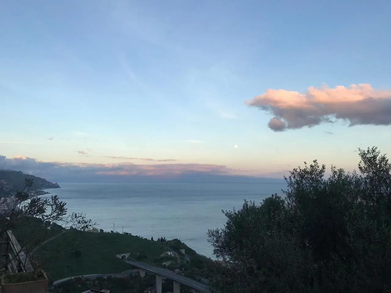 B&B La Terrazza Sul Mare Taormine Couette-café
